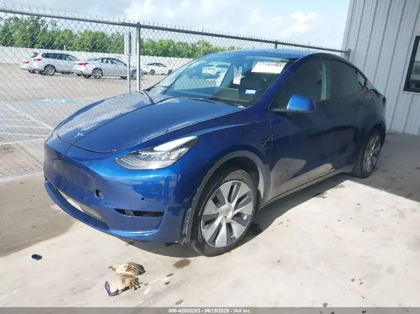 7SAYGDEE6NA005092 2022 TESLA MODEL Y - Image 2