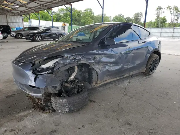 7SAYGDEE6NA006193 2022 TESLA MODEL Y - Image 1