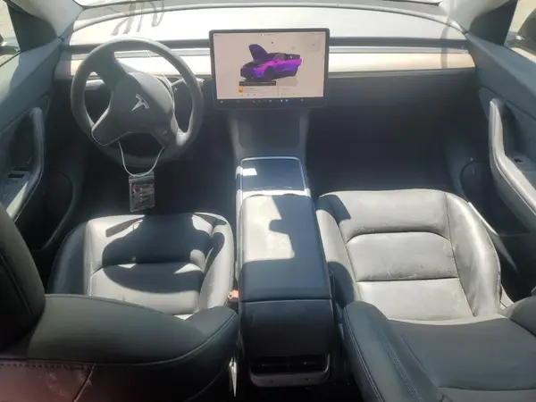 7SAYGDEE6NA006386 2022 TESLA MODEL Y - Image 8