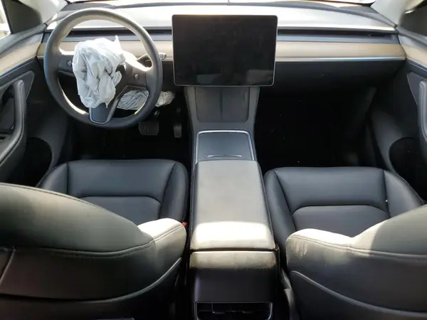 7SAYGDEE6NA013094 2022 TESLA MODEL Y - Image 8