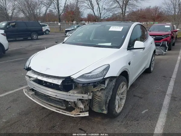7SAYGDEE6NA013287 2022 TESLA MODEL Y - Image 2
