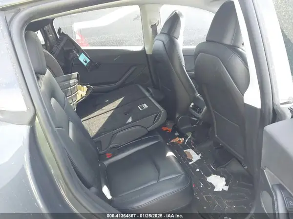 7SAYGDEE6NA013757 2022 TESLA MODEL Y - Image 8