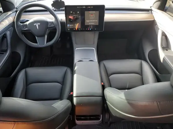 7SAYGDEE6NA017470 2022 TESLA MODEL Y - Image 8