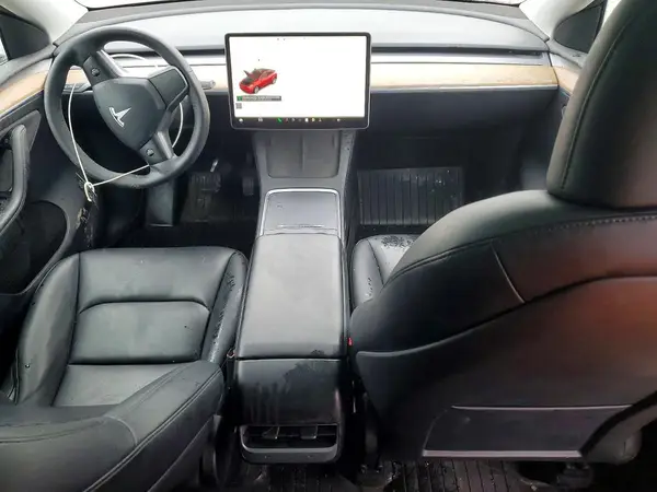 7SAYGDEE6NA018697 2022 TESLA MODEL Y - Image 8