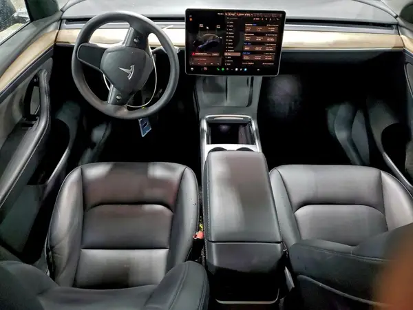 7SAYGDEE6NA019073 2022 TESLA MODEL Y - Image 8