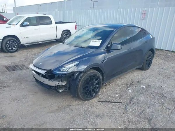 7SAYGDEE6NA021907 2022 TESLA MODEL Y - Image 2