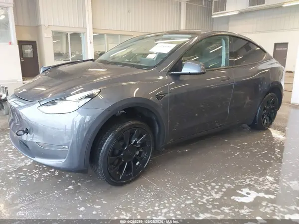 7SAYGDEE6NA022703 2022 TESLA MODEL Y - Image 2