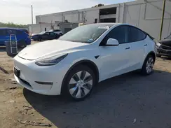 7SAYGDEE6NF307100 2022 TESLA MODEL Y