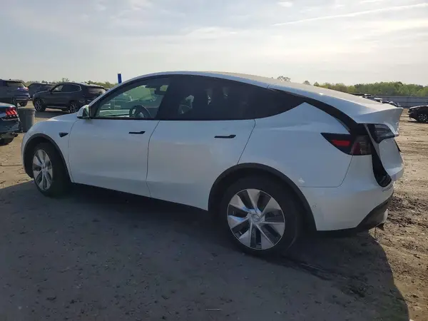 7SAYGDEE6NF307100 2022 TESLA MODEL Y - Image 2