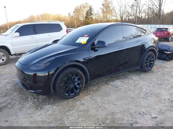 7SAYGDEE6NF311146 2022 TESLA MODEL Y - Image 2