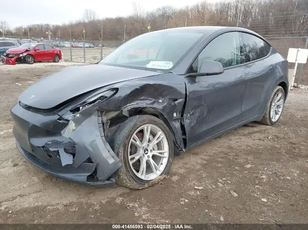 7SAYGDEE6NF322308 2022 TESLA MODEL Y - Image 2