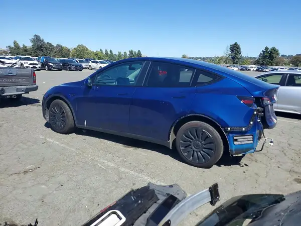 7SAYGDEE6NF344891 2022 TESLA MODEL Y - Image 2