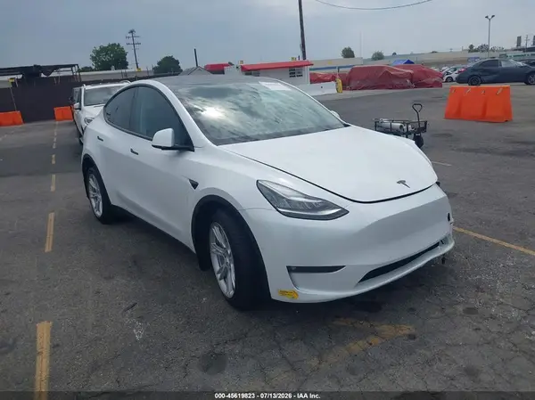 7SAYGDEE6NF347242 2022 TESLA MODEL Y - Image 1