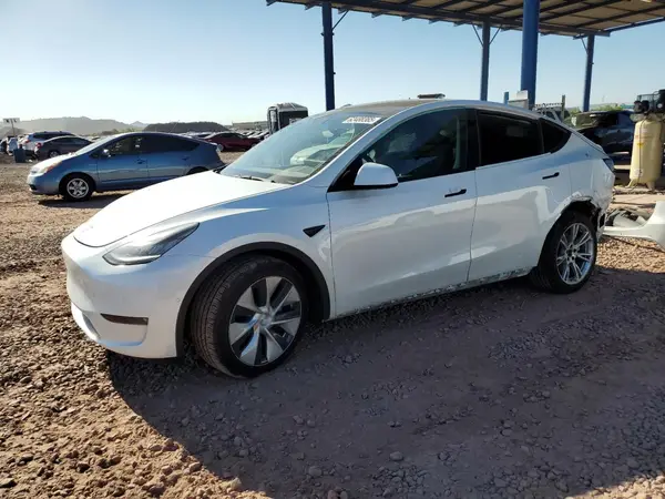 7SAYGDEE6NF356765 2022 TESLA MODEL Y - Image 1