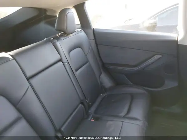7SAYGDEE6NF363523 2022 TESLA MODEL Y - Image 8