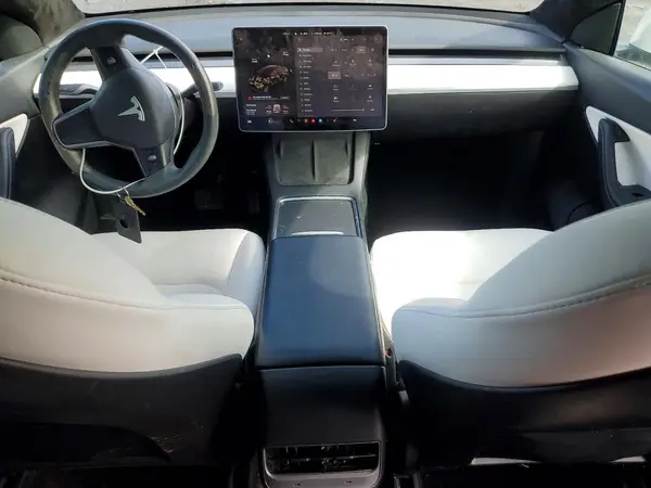 7SAYGDEE6NF373730 2022 TESLA MODEL Y - Image 8