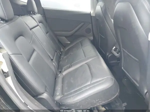 7SAYGDEE6NF385120 2022 TESLA MODEL Y - Image 8