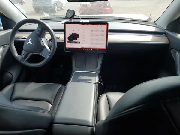 7SAYGDEE6NF385358 2022 TESLA MODEL Y - Image 8