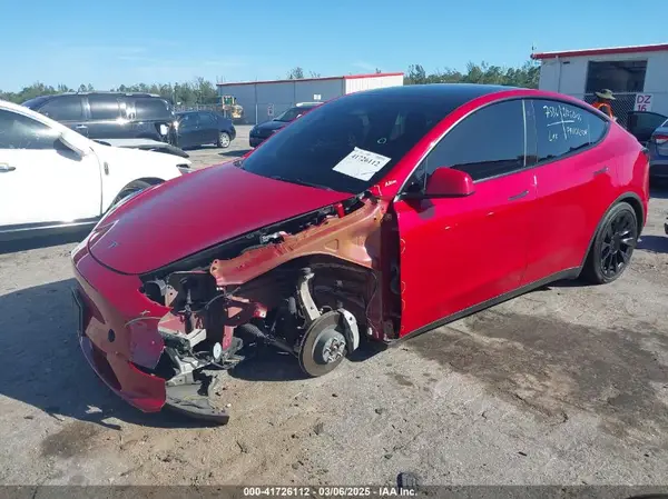 7SAYGDEE6NF386817 2022 TESLA MODEL Y - Image 2