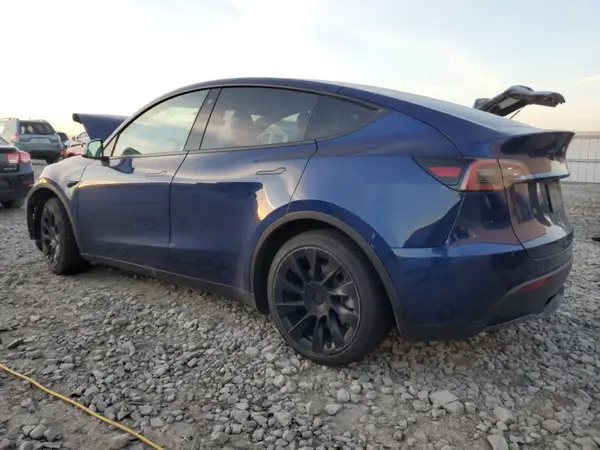 7SAYGDEE6NF393251 2022 TESLA MODEL Y - Image 2