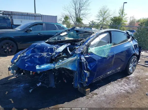 7SAYGDEE6NF395310 2022 TESLA MODEL Y - Image 2