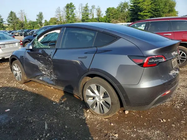 7SAYGDEE6NF401901 2022 TESLA MODEL Y - Image 2