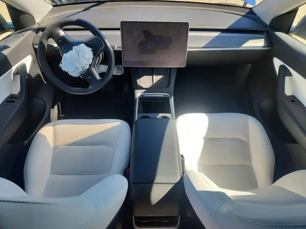 7SAYGDEE6NF401994 2022 TESLA MODEL Y - Image 8