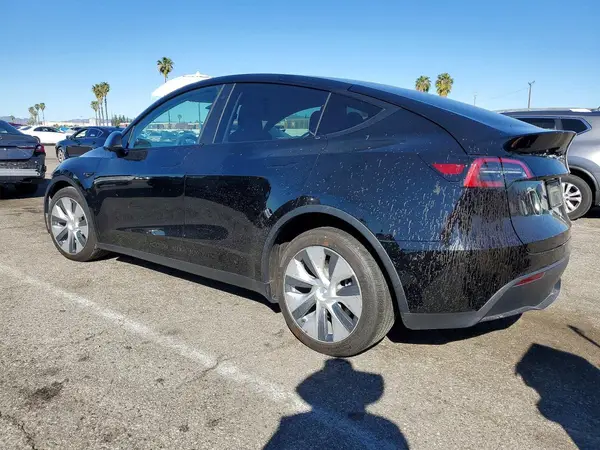 7SAYGDEE6NF402711 2022 TESLA MODEL Y - Image 2