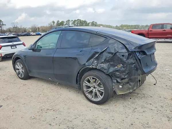 7SAYGDEE6NF421209 2022 TESLA MODEL Y - Image 2