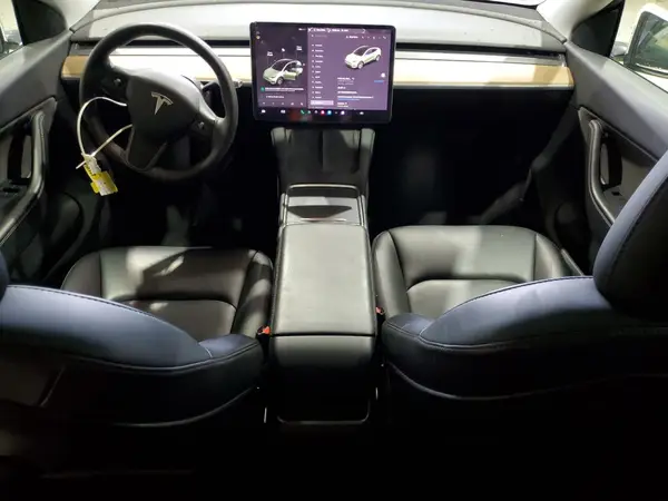 7SAYGDEE6NF422716 2022 TESLA MODEL Y - Image 8
