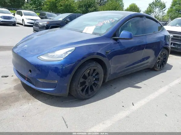 7SAYGDEE6NF422943 2022 TESLA MODEL Y - Image 2