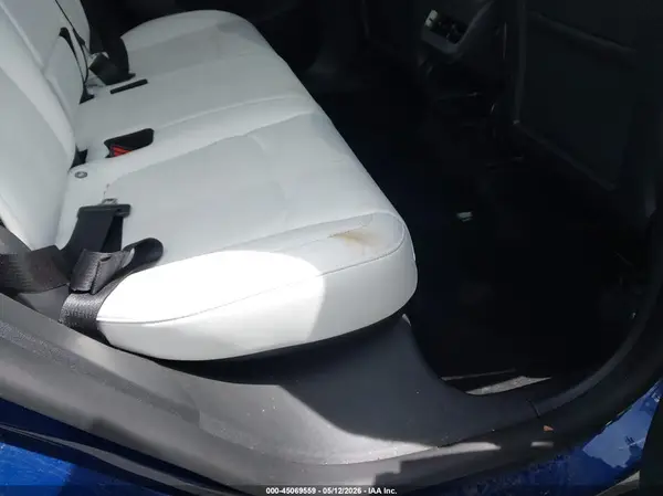 7SAYGDEE6NF422943 2022 TESLA MODEL Y - Image 8