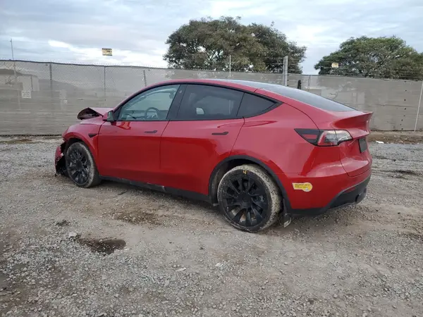 7SAYGDEE6NF429536 2022 TESLA MODEL Y - Image 2