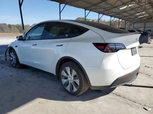 7SAYGDEE6NF432212 2022 TESLA MODEL Y - Image 2