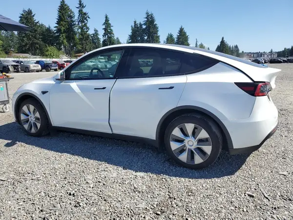 7SAYGDEE6NF437720 2022 TESLA MODEL Y - Image 2