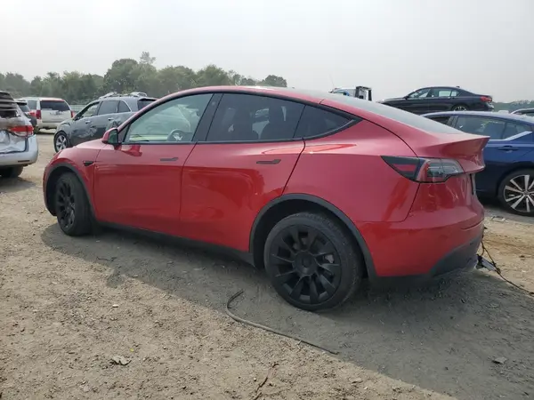 7SAYGDEE6NF437832 2022 TESLA MODEL Y - Image 2