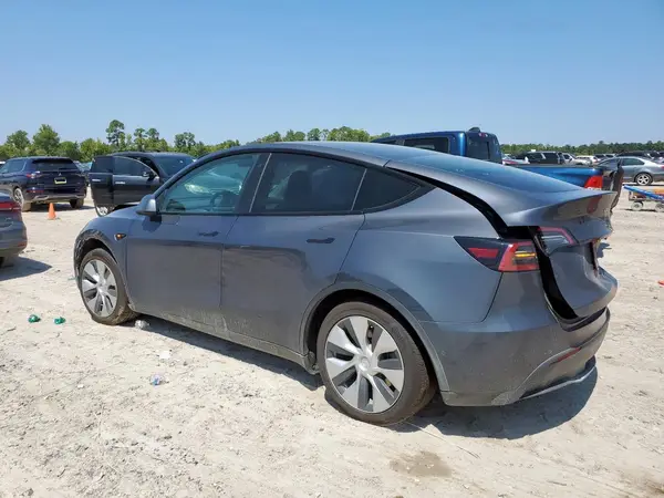 7SAYGDEE6NF438883 2022 TESLA MODEL Y - Image 2