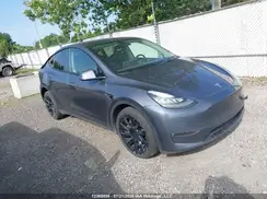 7SAYGDEE6NF464707 2022 TESLA MODEL Y