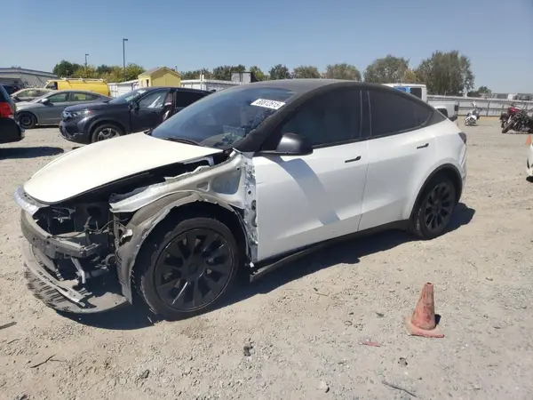 7SAYGDEE6NF484505 2022 TESLA MODEL Y - Image 1
