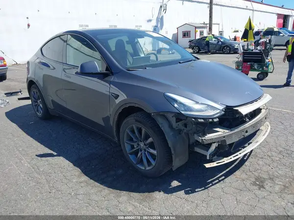7SAYGDEE6NF511086 2022 TESLA MODEL Y - Image 1