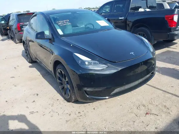 7SAYGDEE6NF515462 2022 TESLA MODEL Y - Image 1