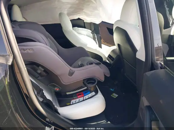 7SAYGDEE6NF515462 2022 TESLA MODEL Y - Image 8