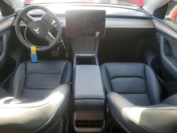7SAYGDEE6NF536828 2022 TESLA MODEL Y - Image 8