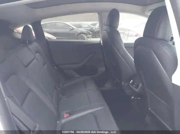 7SAYGDEE6NF544458 2022 TESLA MODEL Y - Image 8