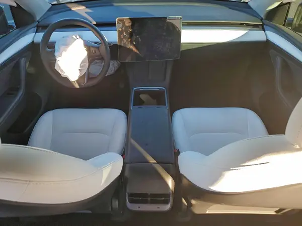 7SAYGDEE6NF552494 2022 TESLA MODEL Y - Image 8