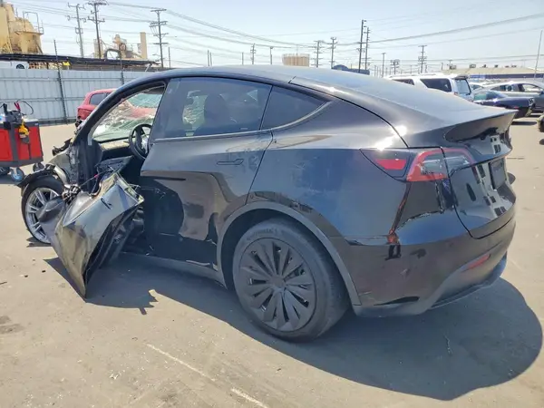 7SAYGDEE6NF555153 2022 TESLA MODEL Y - Image 2