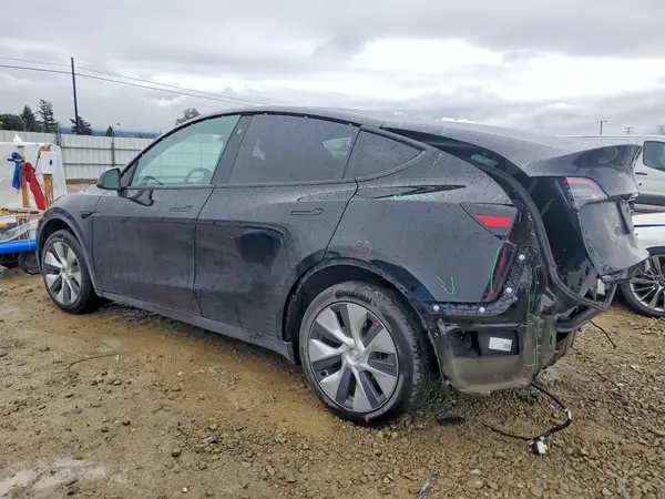 7SAYGDEE6NF571126 2022 TESLA MODEL Y - Image 2