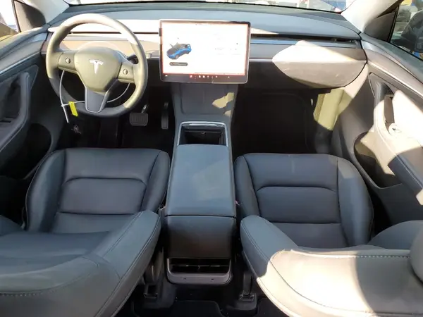 7SAYGDEE6NF572275 2022 TESLA MODEL Y - Image 8