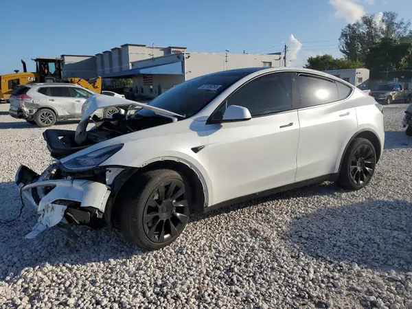 7SAYGDEE6PA027192 2023 TESLA MODEL Y - Image 1