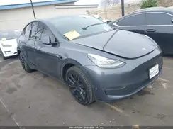 7SAYGDEE6PA027354 2023 TESLA MODEL Y